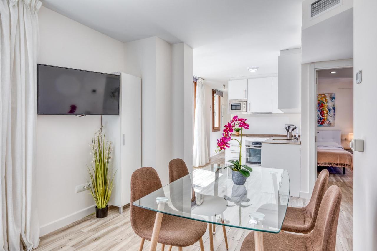 Hanami Estepona Centro 1B Apartment ภายนอก รูปภาพ